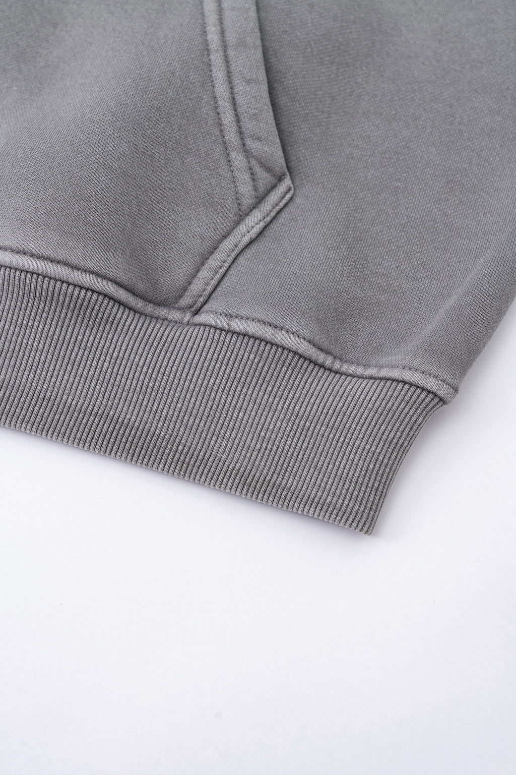 European and American high street style double-zip fleece-lined hooded sweatshirt with three-dimensional tailoring and thickened cardigan/jacket. 145