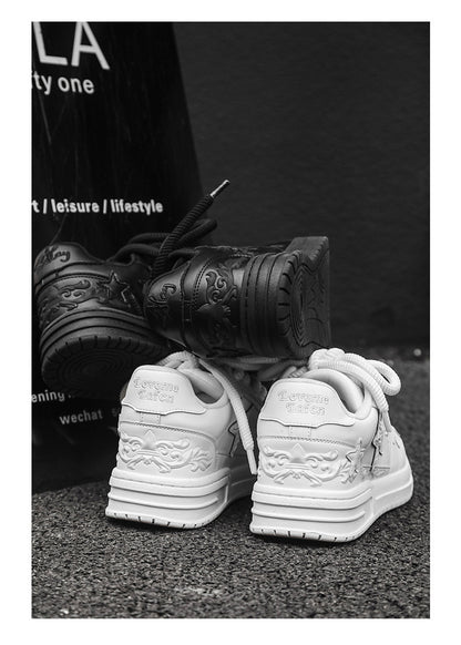 Embossed Star Pure Black Skateboard Shoes