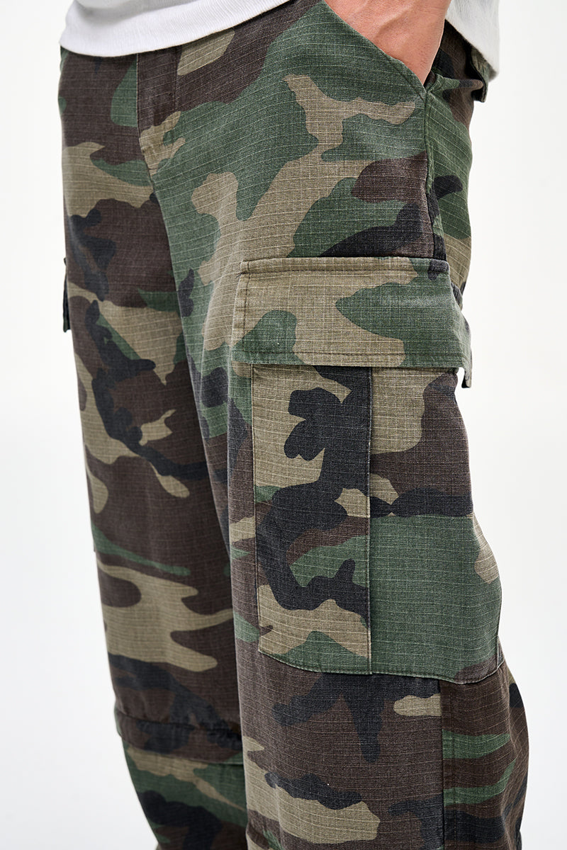CWHAT American-style multi-pocket detachable two-way workwear casual loose camouflage pants; VIBE wide-leg paratrooper pants.