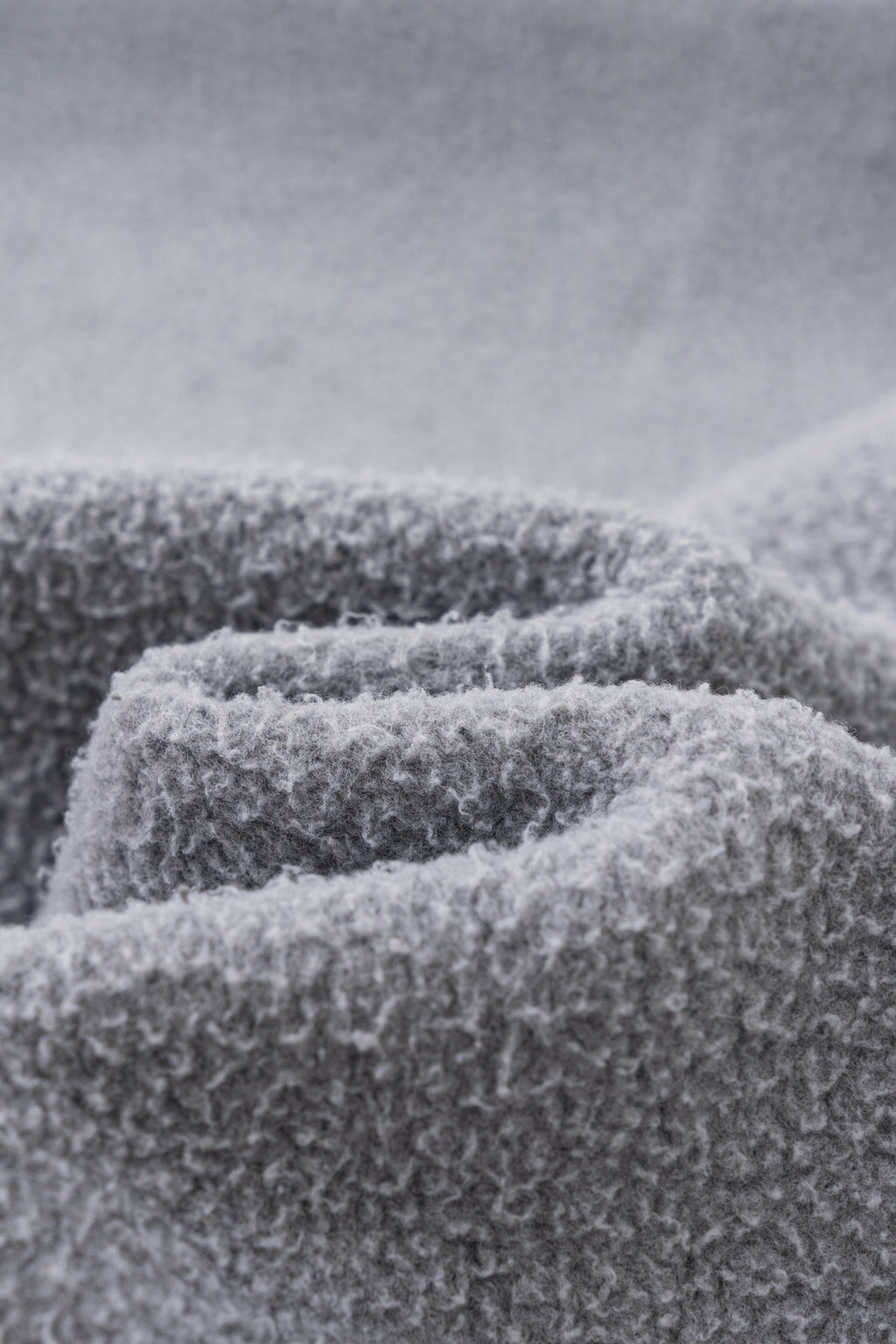 European and American high street style double-zip fleece-lined hooded sweatshirt with three-dimensional tailoring and thickened cardigan/jacket. 145