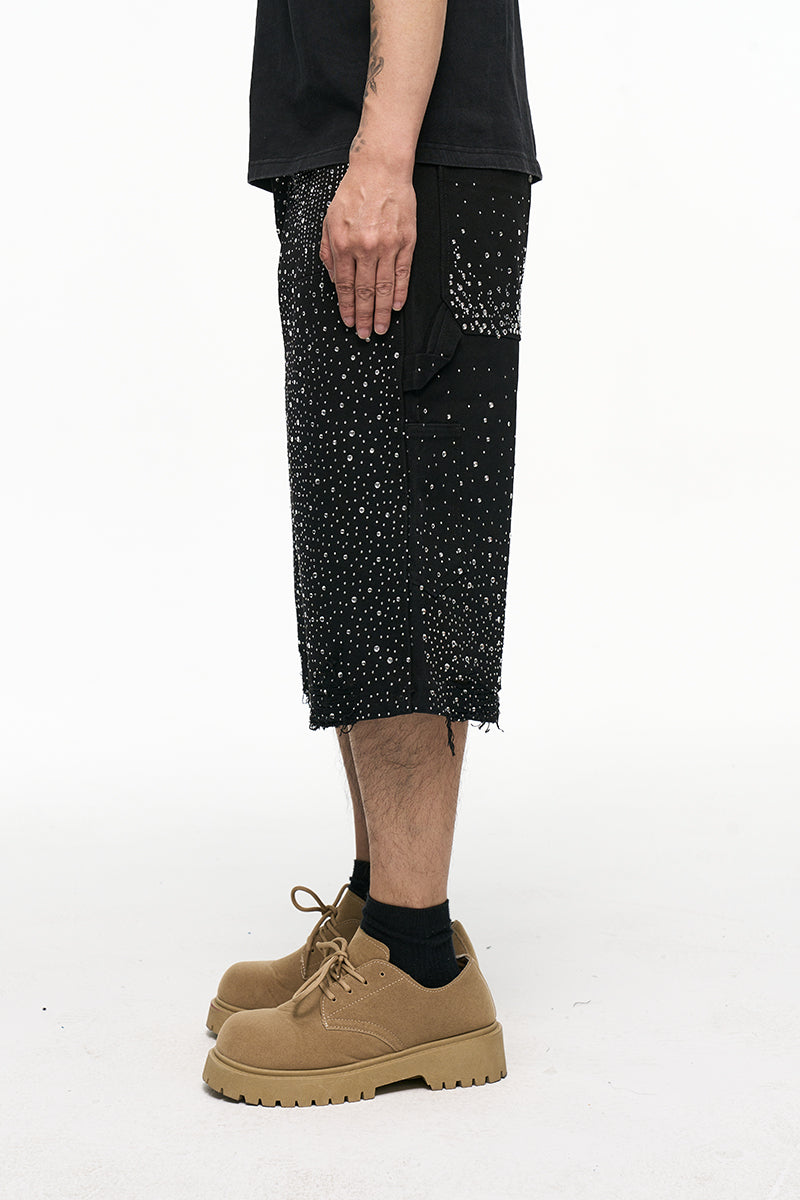 CWHAT American Retro VIBE Style Rhinestone Frayed Edge Men's Hip Hop Cropped Denim Shorts with Rhinestone Foil Hem 153