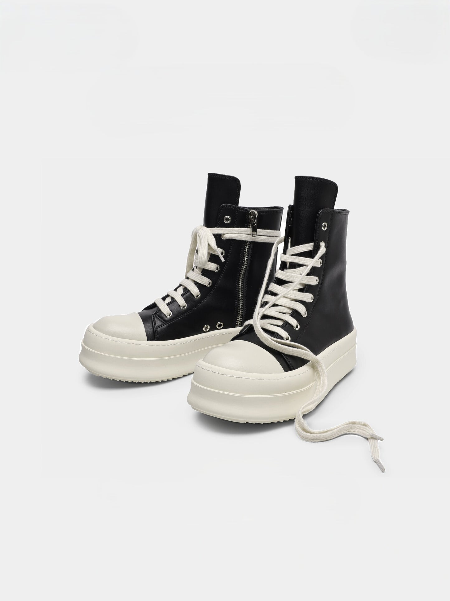 Relaxed  High-Top Zipper Shoe