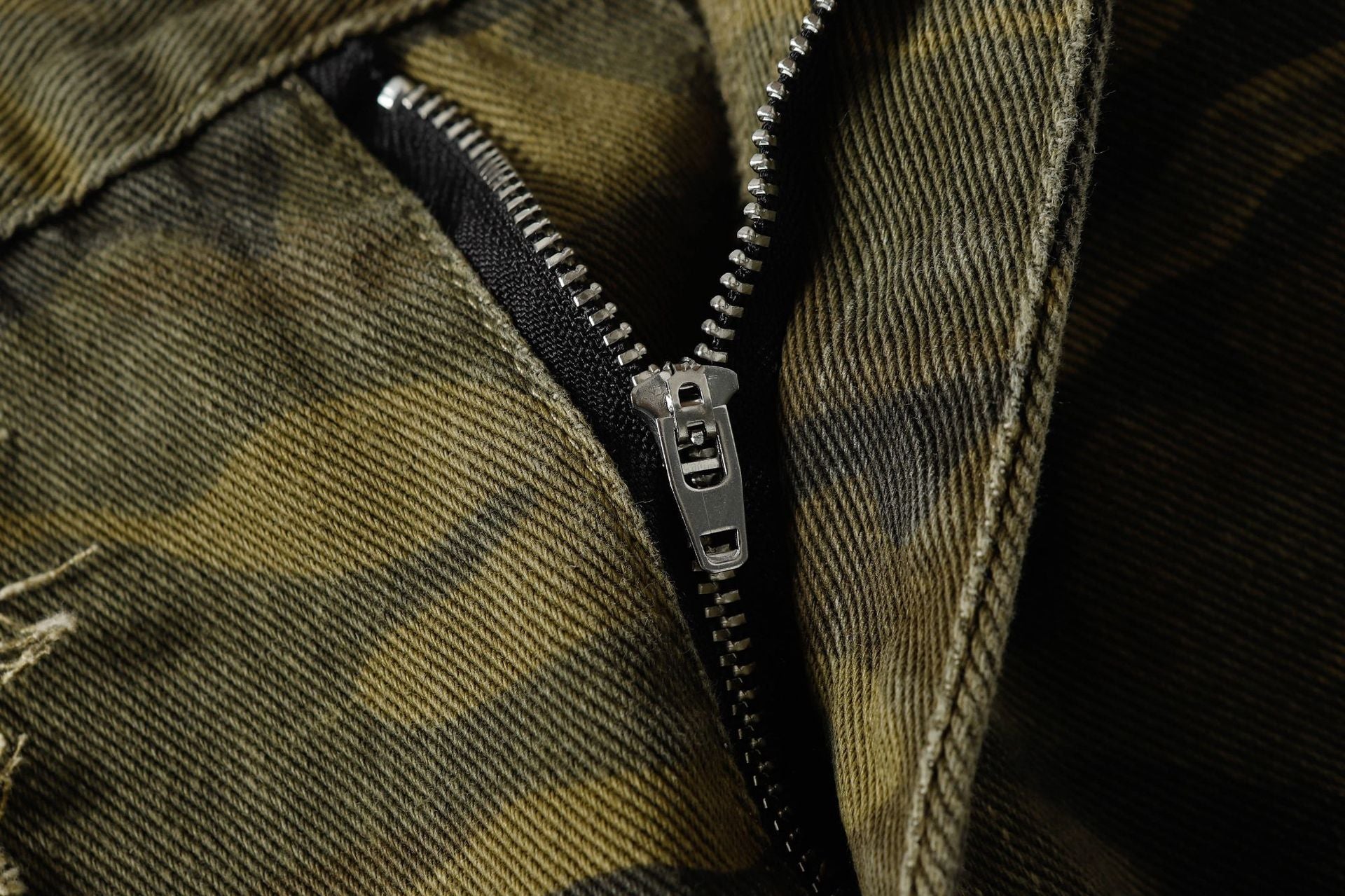 Spring New Arrival American Retro Street Style Washed Loose Fit Camouflage Jeans 168