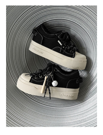 Thick-Soled Round-Toe Mickey Black and White Chunky Sneakers
