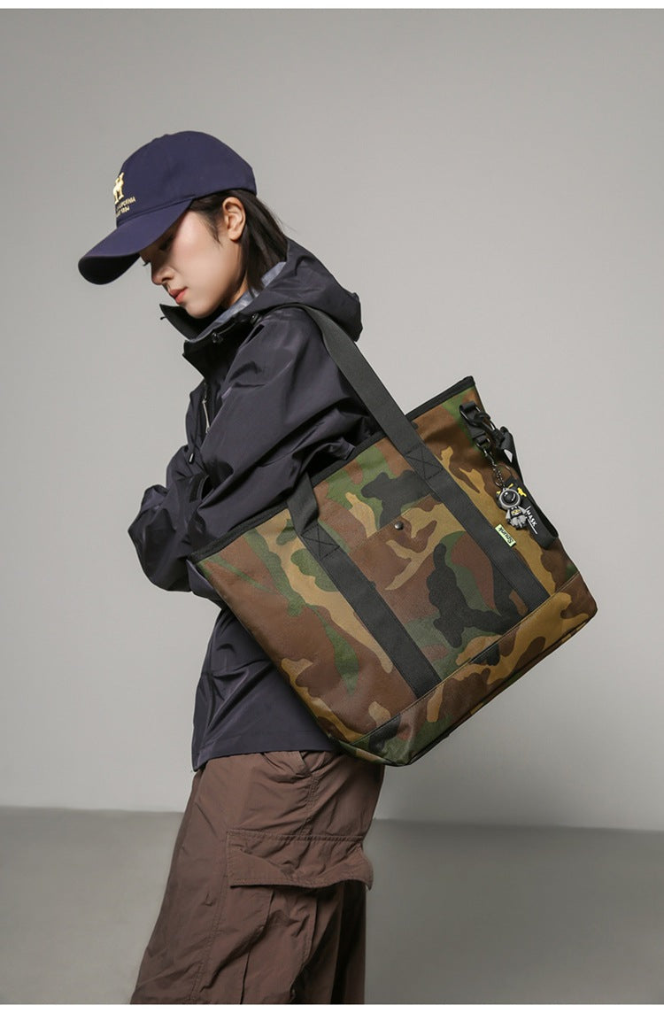 Camouflage Large Capacity Men's Bag 2024 New Commuter Tote Bag Workwear Style Handbag Travel Shoulder Crossbody Bag