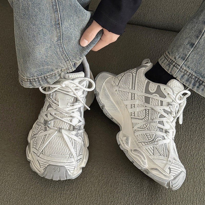 Regular High Fashion Casual Sneaker