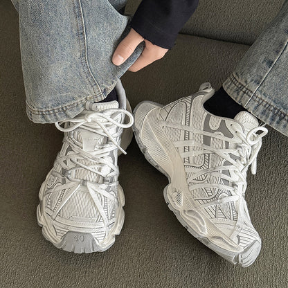 Regular High Fashion Casual Sneaker