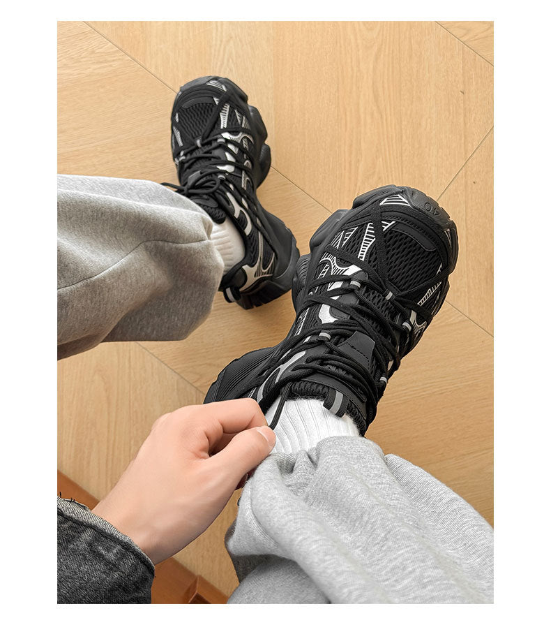 Regular High Fashion Casual Sneaker