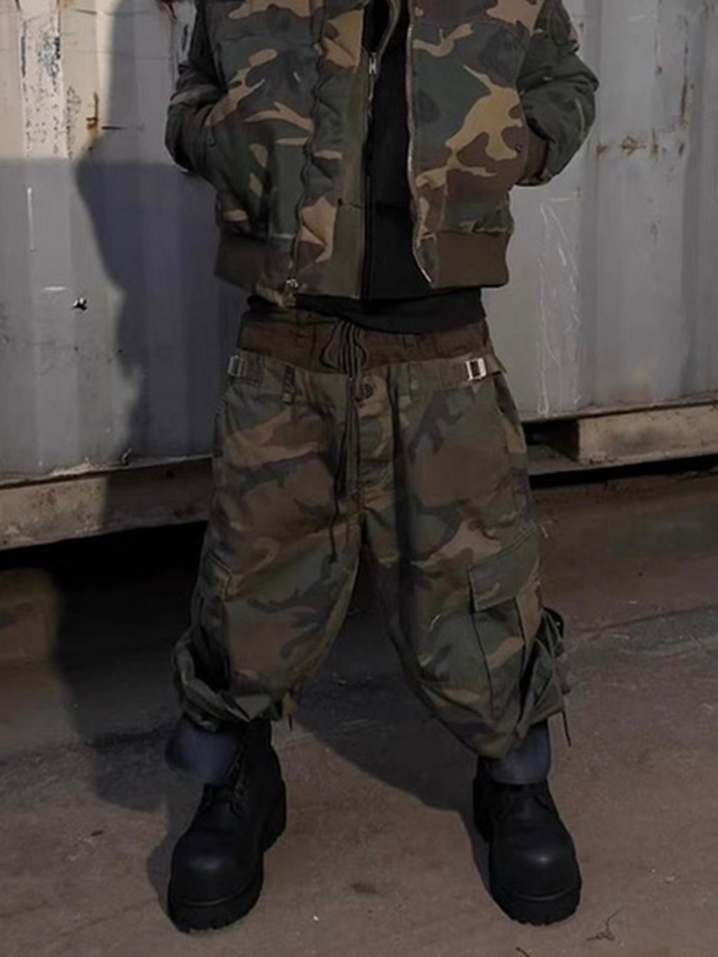 MIJKO Men's and Women's Triple-Waist Camouflage Cargo Pants with Buckle Waist Design, Casual Straight Leg Pants, Trendy 152