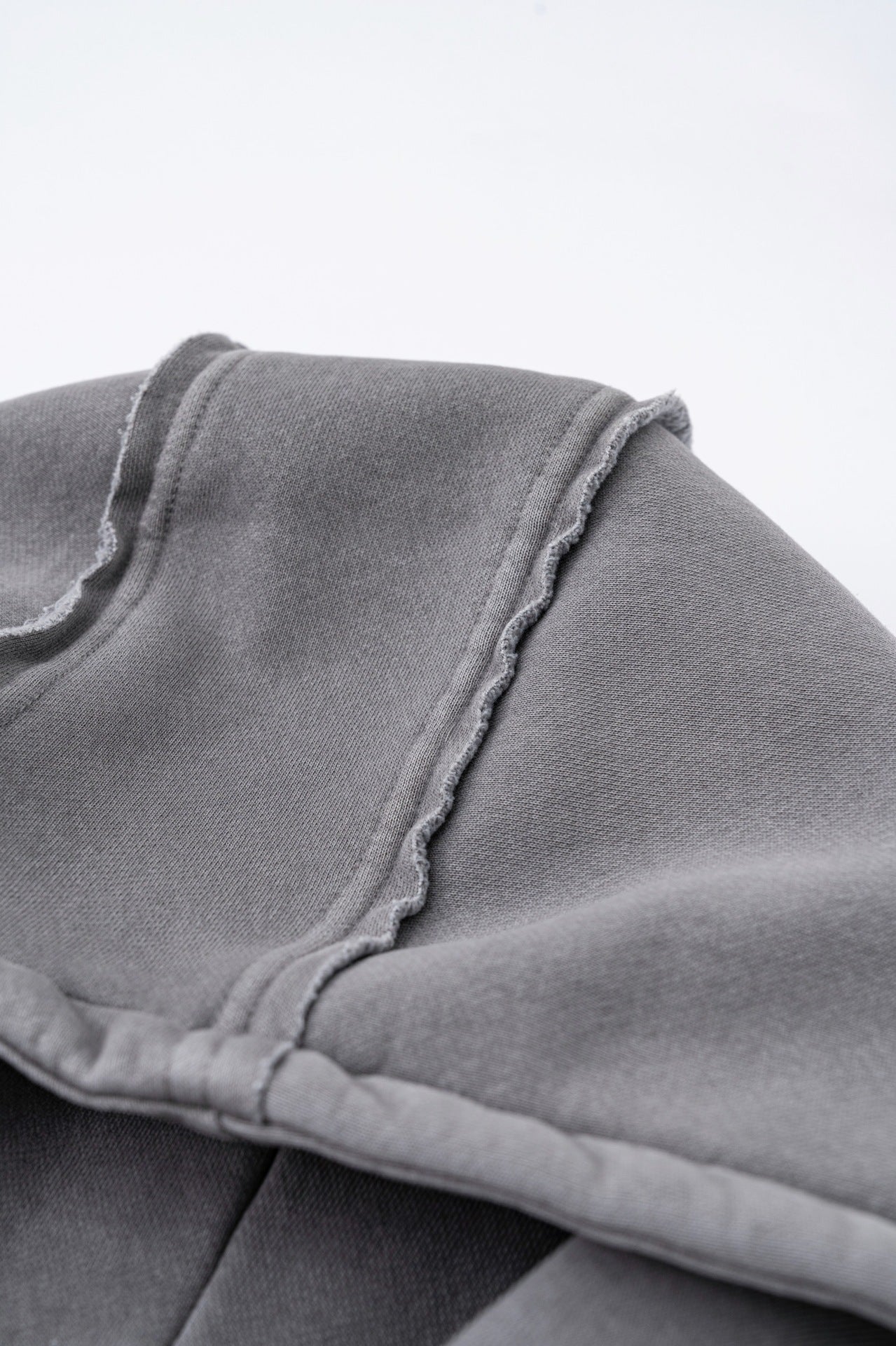 European and American high street style double-zip fleece-lined hooded sweatshirt with three-dimensional tailoring and thickened cardigan/jacket. 145