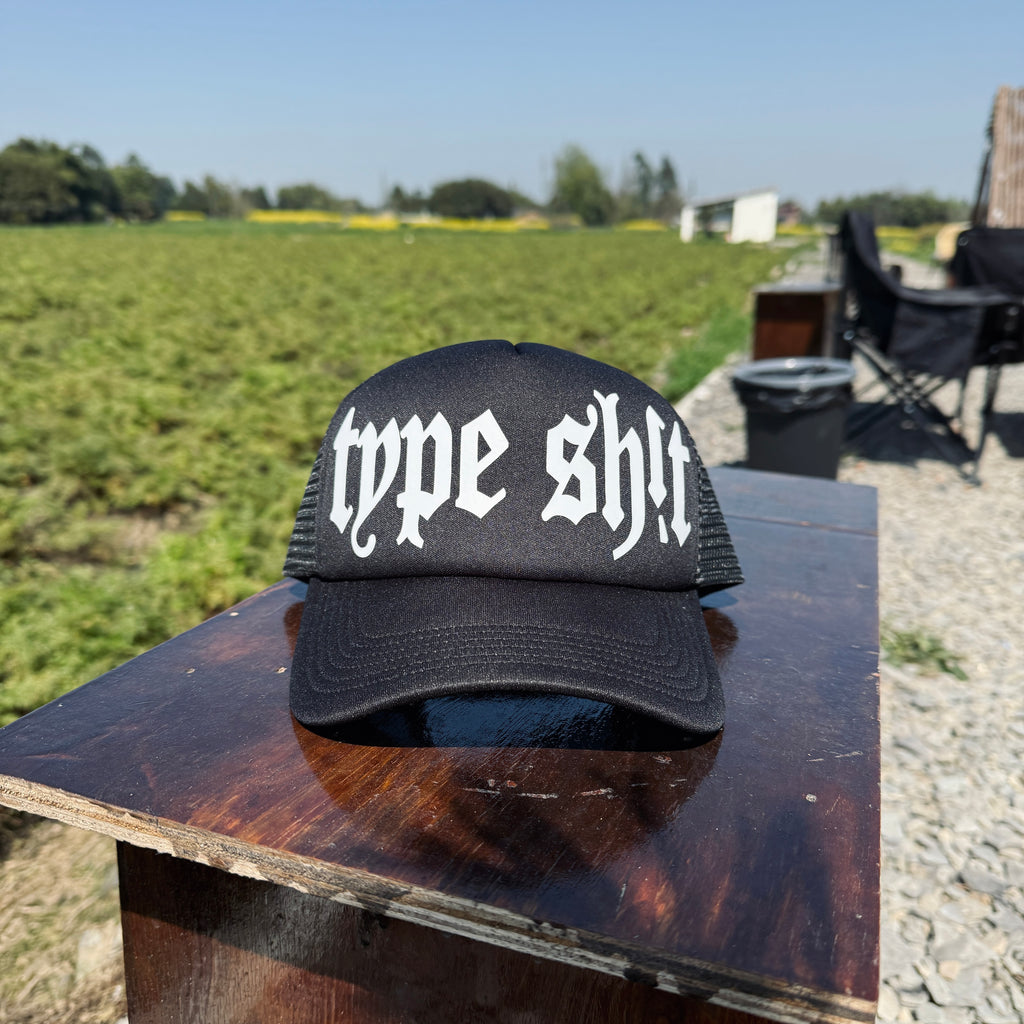 kult Original American Street Style Black Letter Curved Brim Hat for Men and Women, Street Dance Hip Hop Cap