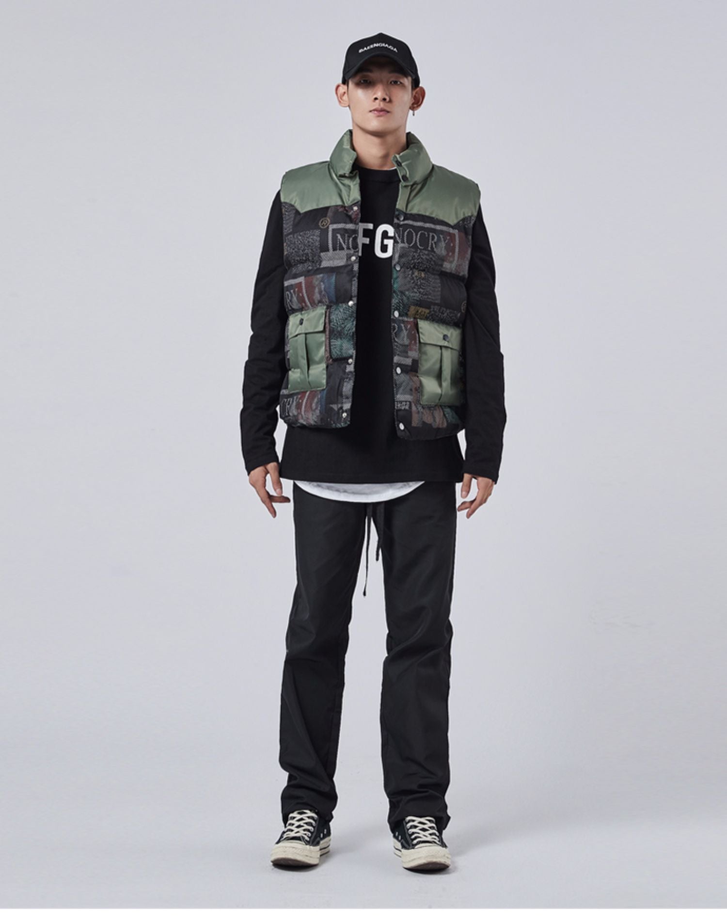 2024 Tooling Cotton Stitching Mesh Camouflage Vest Men's Autumn and Winter Waistcoat Vertical Collar Fashion Brand Men's Cotton Vest 157