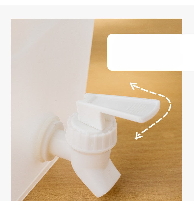 Large Capacity Refrigerator Cold Water Kettle with Tap Juice Lemon Fruit Tea Herbal Water Kettle Household Drink Bucket Cold Water Bucket