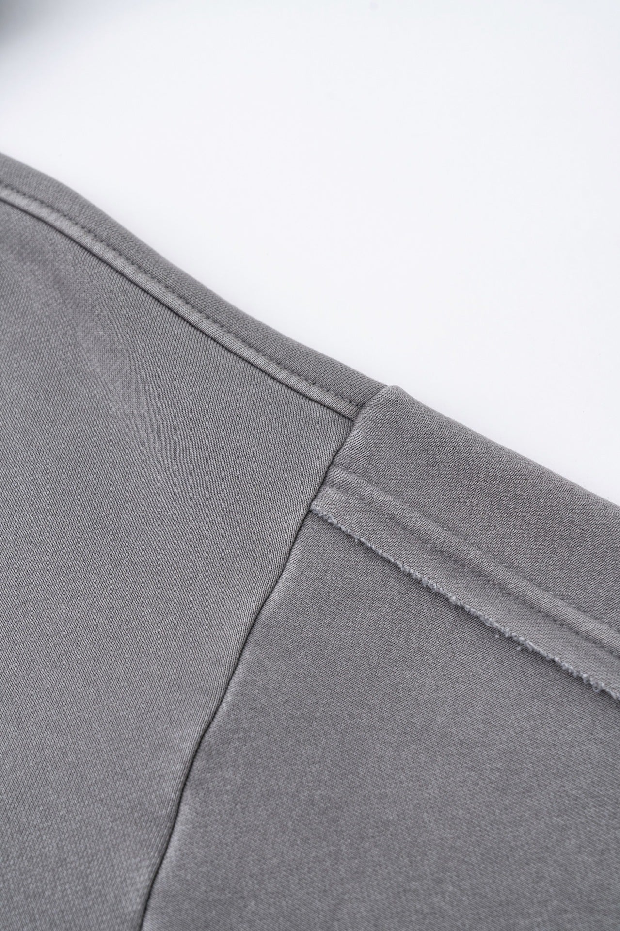 European and American high street style double-zip fleece-lined hooded sweatshirt with three-dimensional tailoring and thickened cardigan/jacket. 145